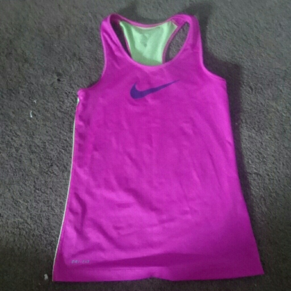 Nike work out shirt